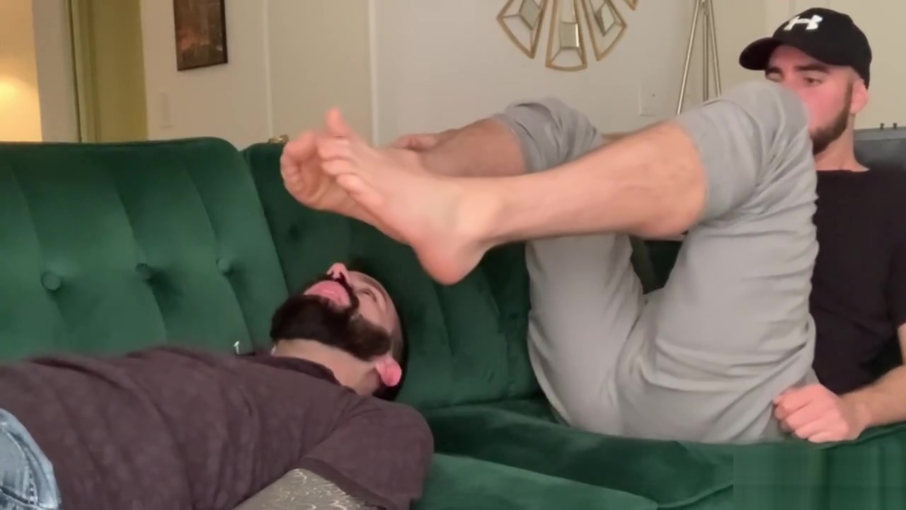 Nick Worships Dirrtysocks009