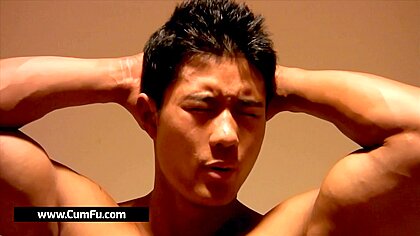 Peter Le – Cumfu – Hard Sex & Muscled Asian Robber