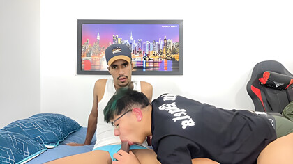 My Friend: Shy And With A Big Ass: Gets Fucked Bareback. Colombian Amateur Gay Friends. Real Friends